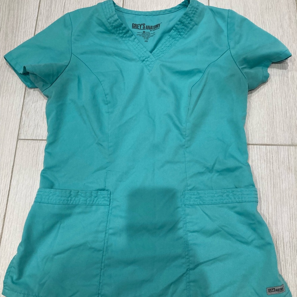 Greys anatomy scrub top and bottom
